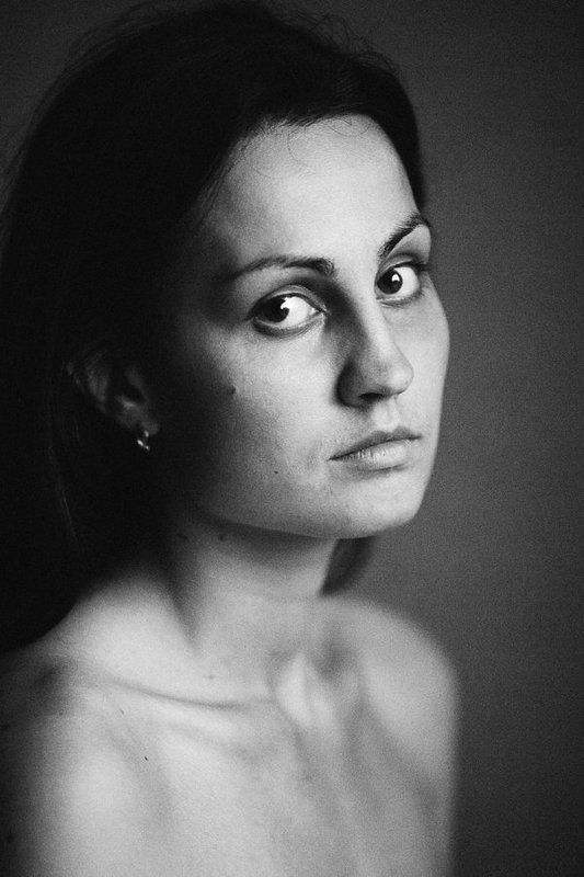 глаза, чб, портрет, взгляд, девушка  фото превью