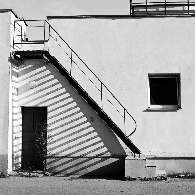 лестница, тень  фото превью