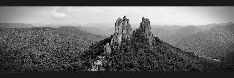 приморский, чистоводное, приморье, край, дракон, парк драконов, 2011, июль, лето, скала, скалы, гранит, останцы, река, тайга, восток Давно здесь стоим фото превью