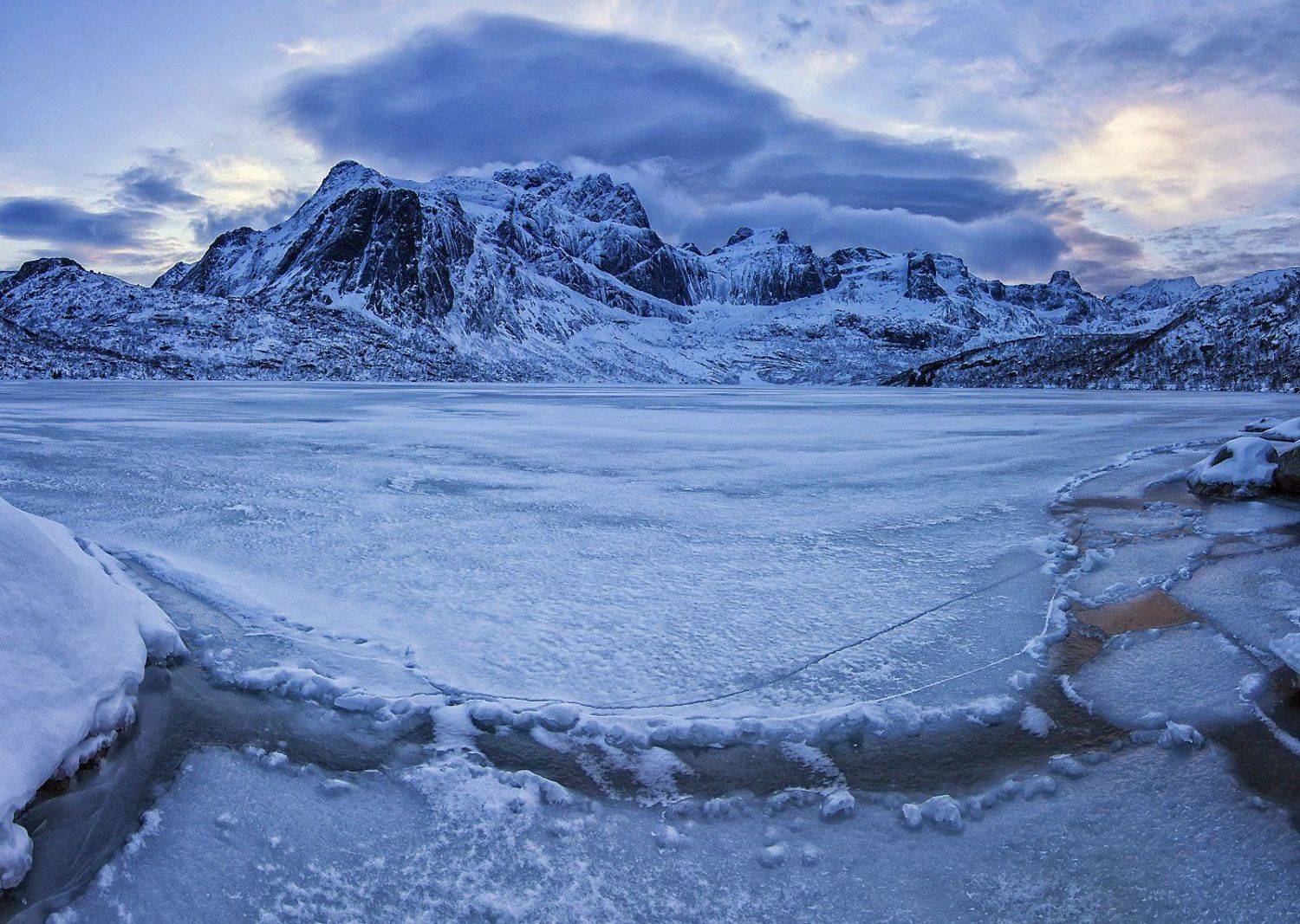 лофотены,горы,лед,режимное время., Анатолий Салтыков