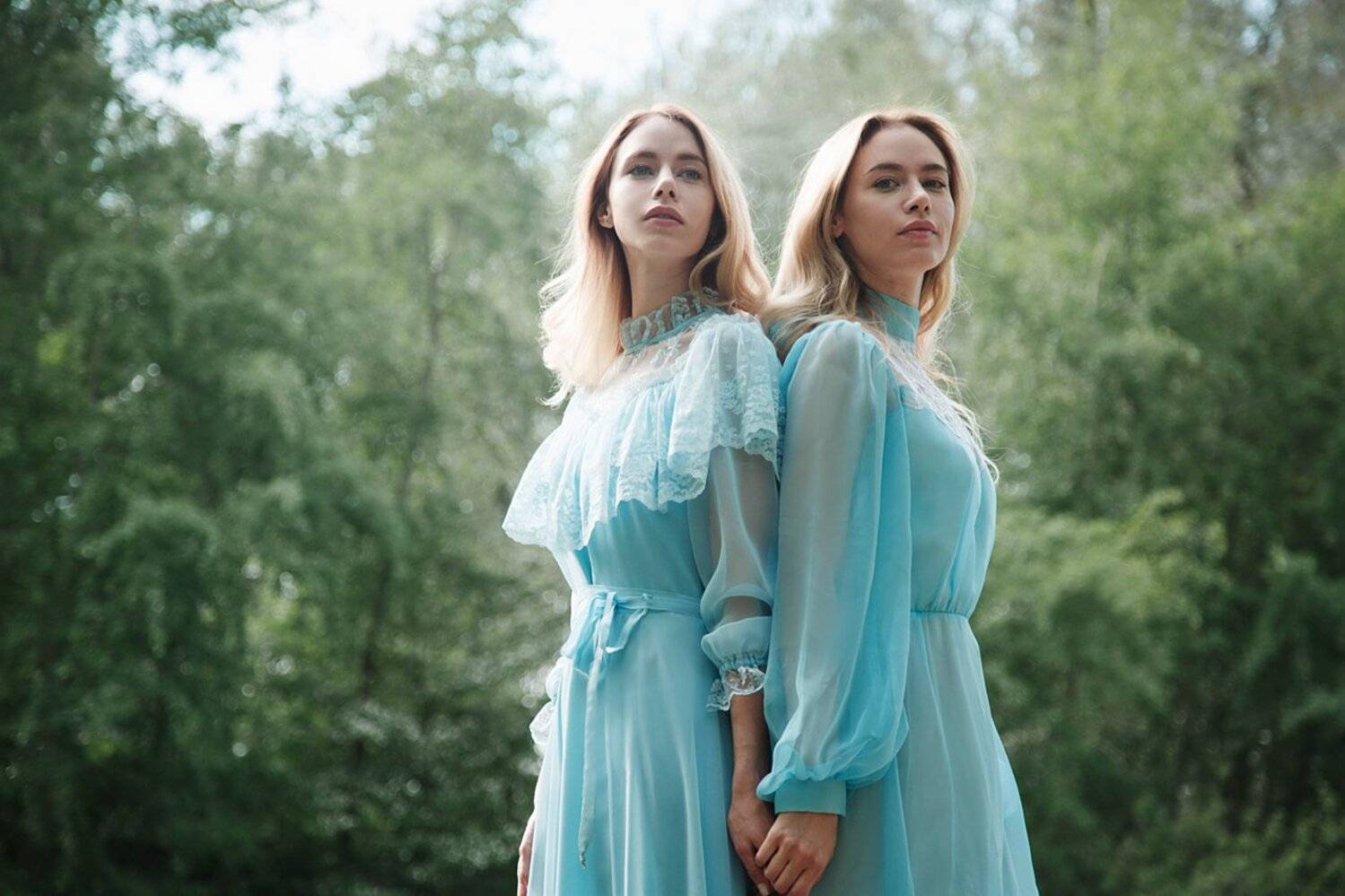 гелиос боке портрет винтаж платье девушка близнецы сестры, Marie Dashkova