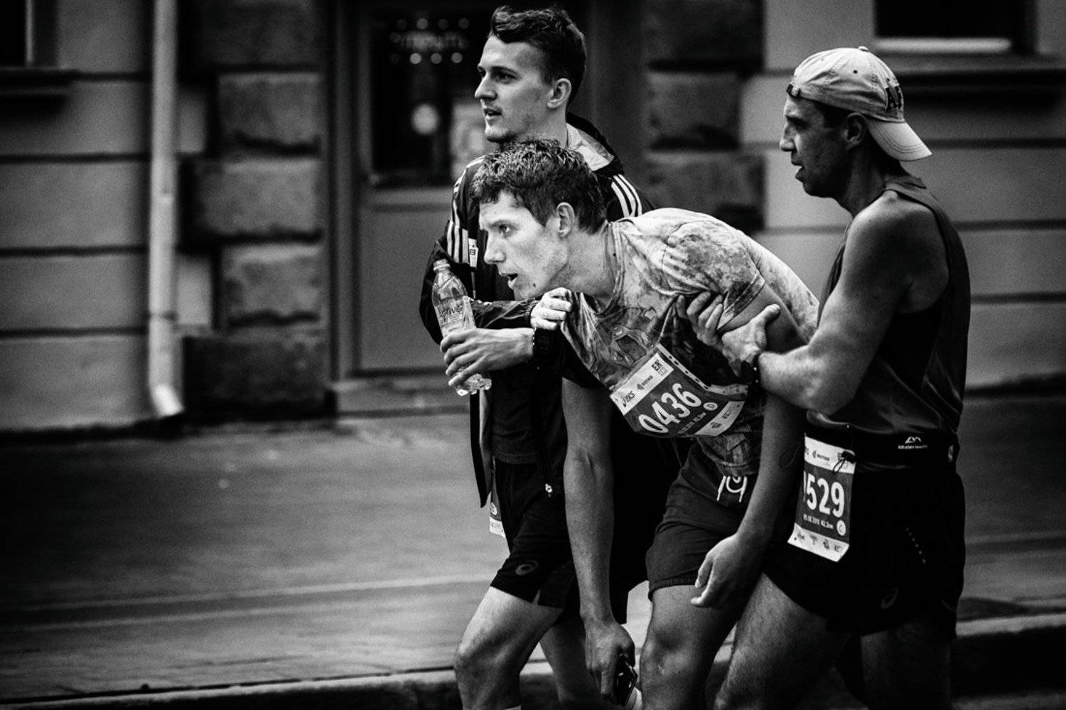 марафон "европа - азия" 2018, екатеринбург, финишная прямая, на финише, преодоление, превозмогая боль, Стяжкин Дмитрий