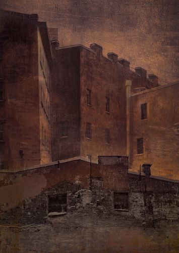 Питер в красных тонах