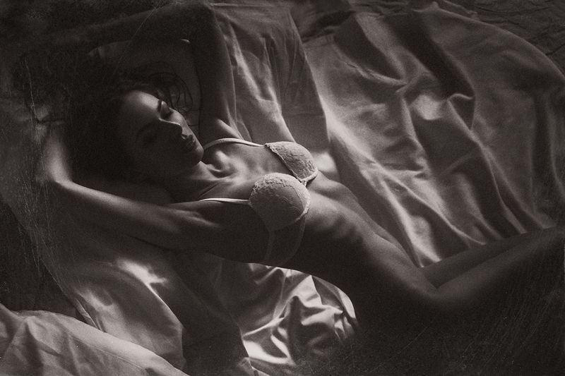 В постельных тонах... фото превью