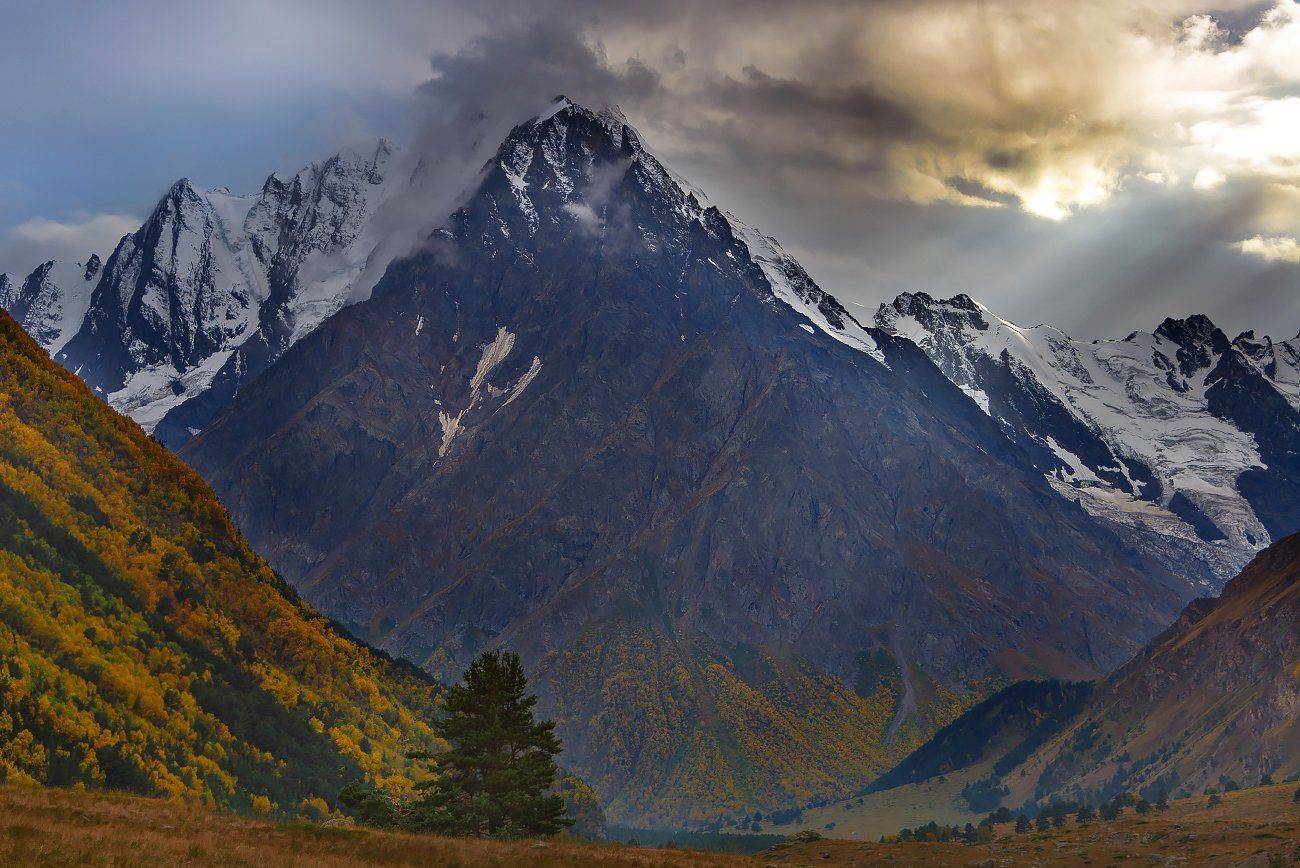 горы,солнце,лучи,осень,тихтинген,кабардино-балкария, Елена Брежицкая