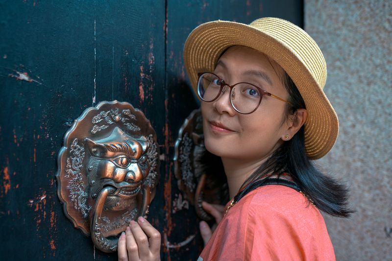 By the door фото превью