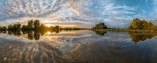 Панно «Нирвана для офисного работника»