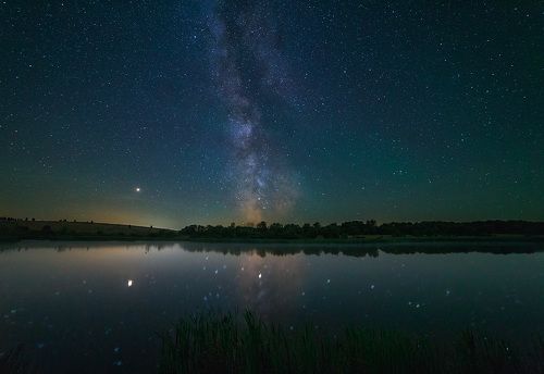 Водная гладь у старого урочища