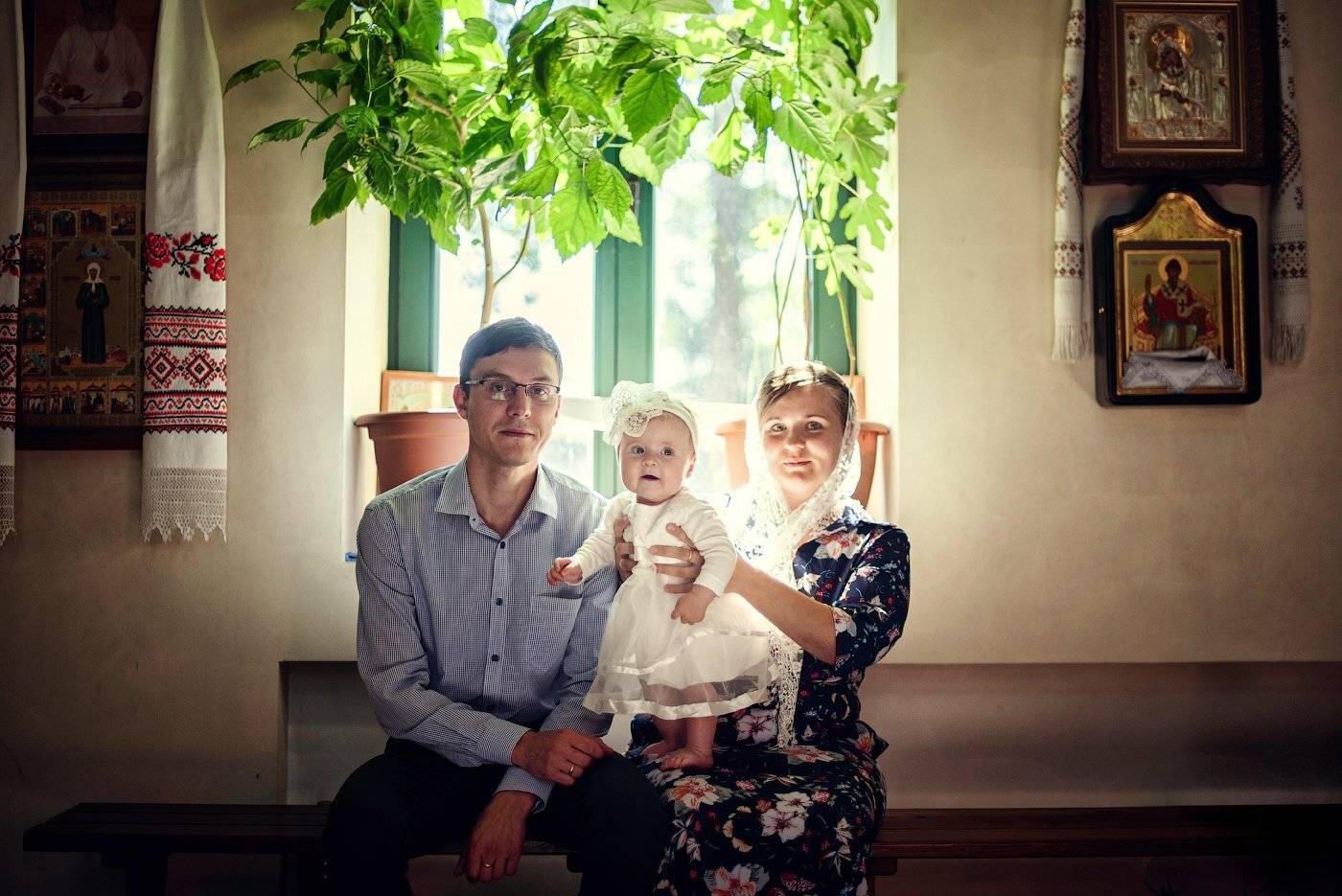 крещение, фотограф на крещение спб, таинство крещения, фотограф спб, таинство, дети, ребенок, малыш, девочка, таинство крещения, крещение ребенка, церковь, храм, крестины, Юлия Полуэктова