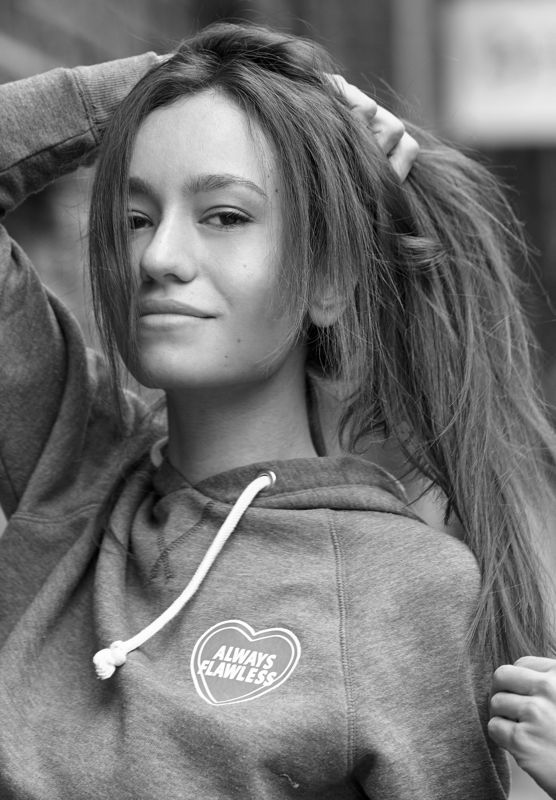 asen andreev , asen andreev photography , light , street , natural light , portrait , pose , fashion , test shoot model , model test , monochrome , Black & White , B&W ,  Nadia фото превью