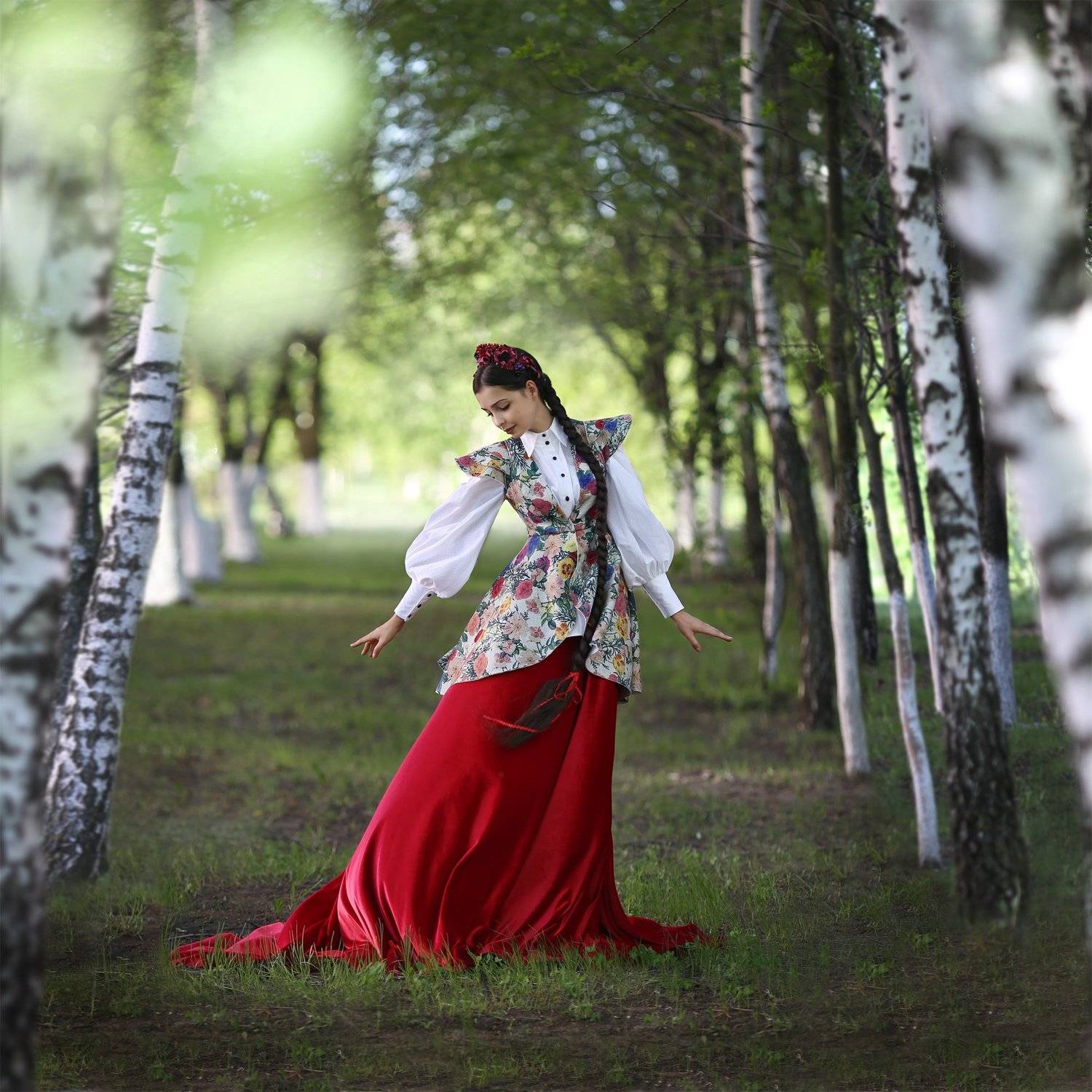 Березы, березовая аллея, русский стиль, русская красавица, русский национальный костюм, Варвара краса длинная коса, русская девушка, Russian beauty, Russian national costume,  birch, Ирина Голубятникова