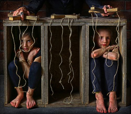 Marionettes
