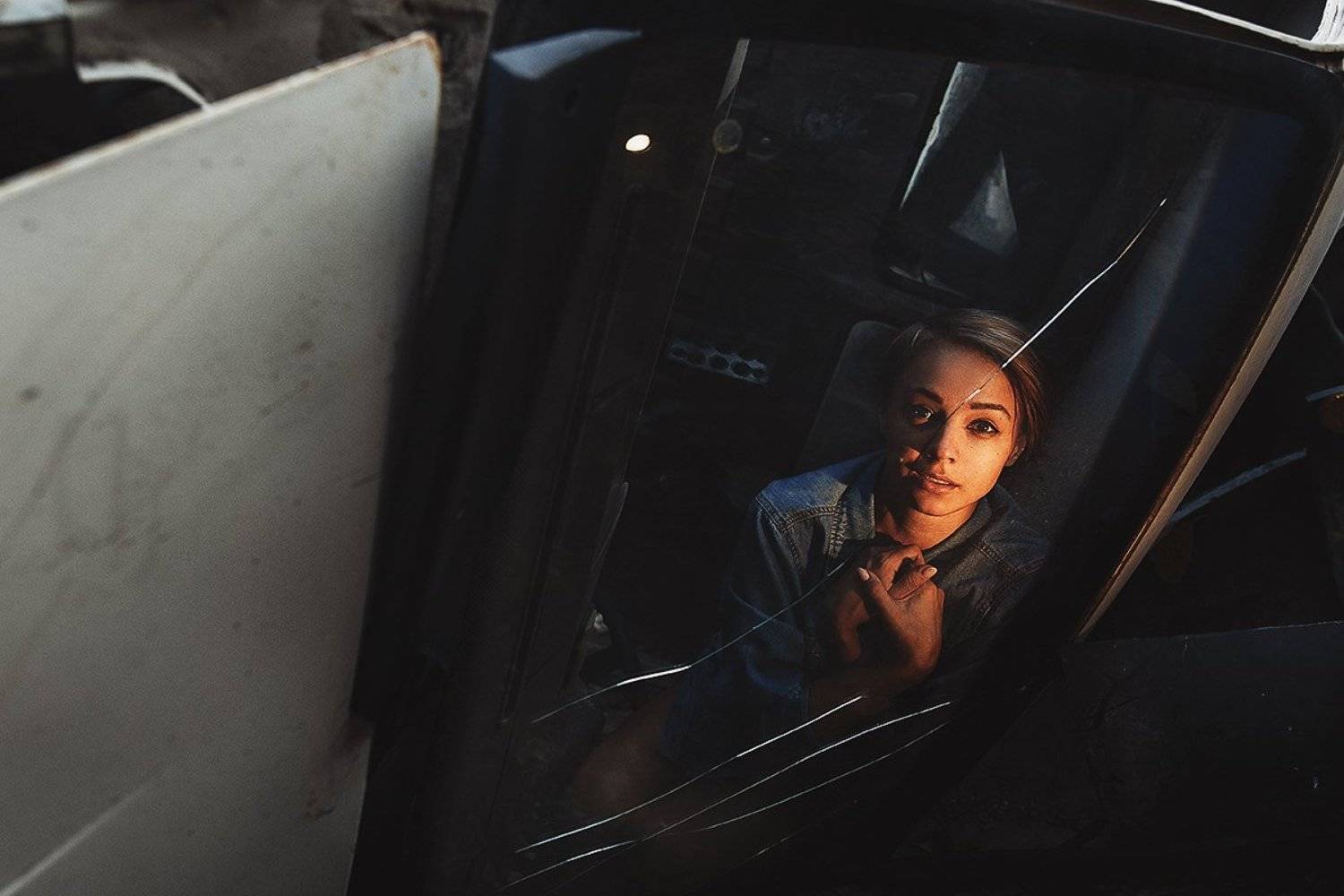авария, кабина, стекло, девушка, трещины, Полосин Александр