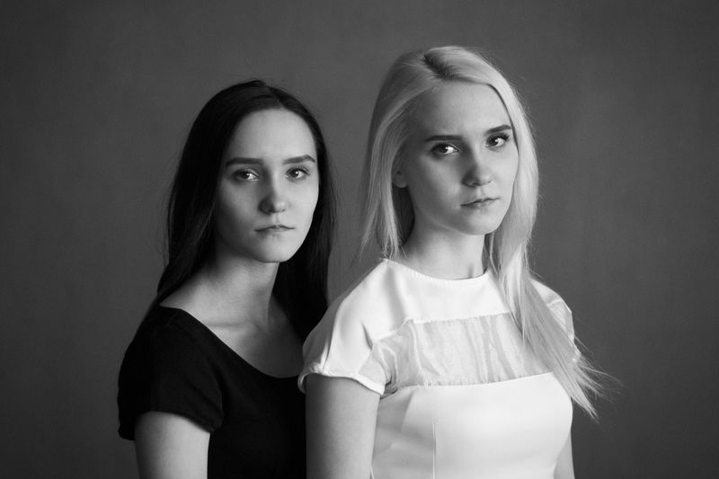 Близнецы фото превью