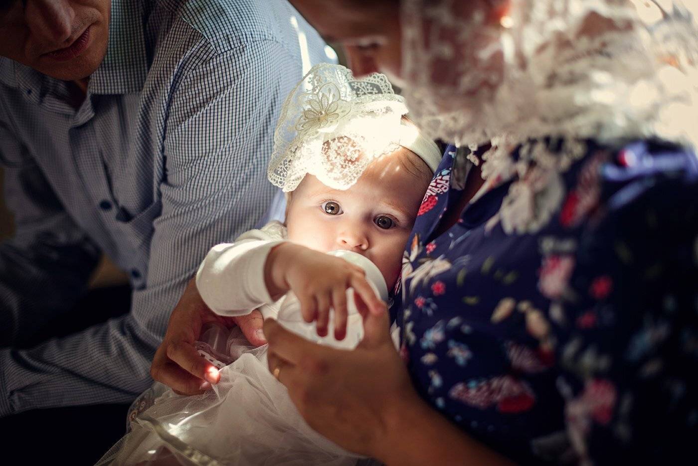 крещение, фотограф на крещение спб, таинство крещения, фотограф спб, таинство, дети, ребенок, малыш, девочка, таинство крещения, крещение ребенка, церковь, храм, крестины, Юлия Полуэктова