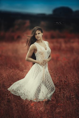 '' Should be flowers ... ''  Model : Diana Stankejeva
