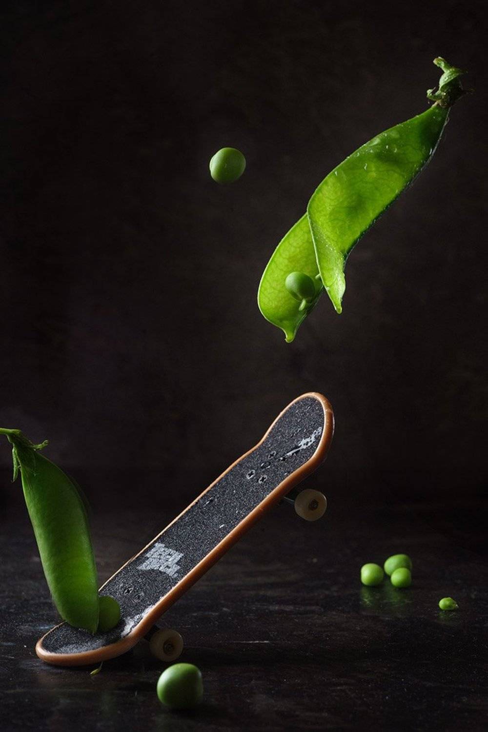 горох, футбол, скейтбоард, Давид Федулов