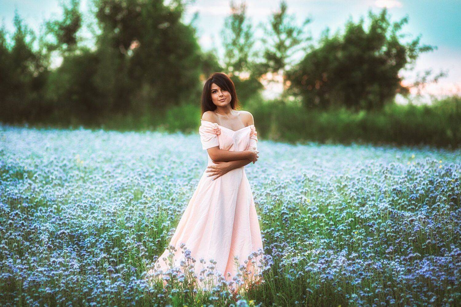 portrait,model,flowers,summer,genre,портрет,модель,лето,цветы, Olegs Bucis