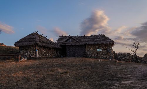 ПУТЕШЕСТВИЕ В ДРЕВНОСТЬ.