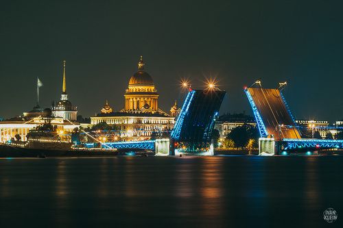 Питер ночью