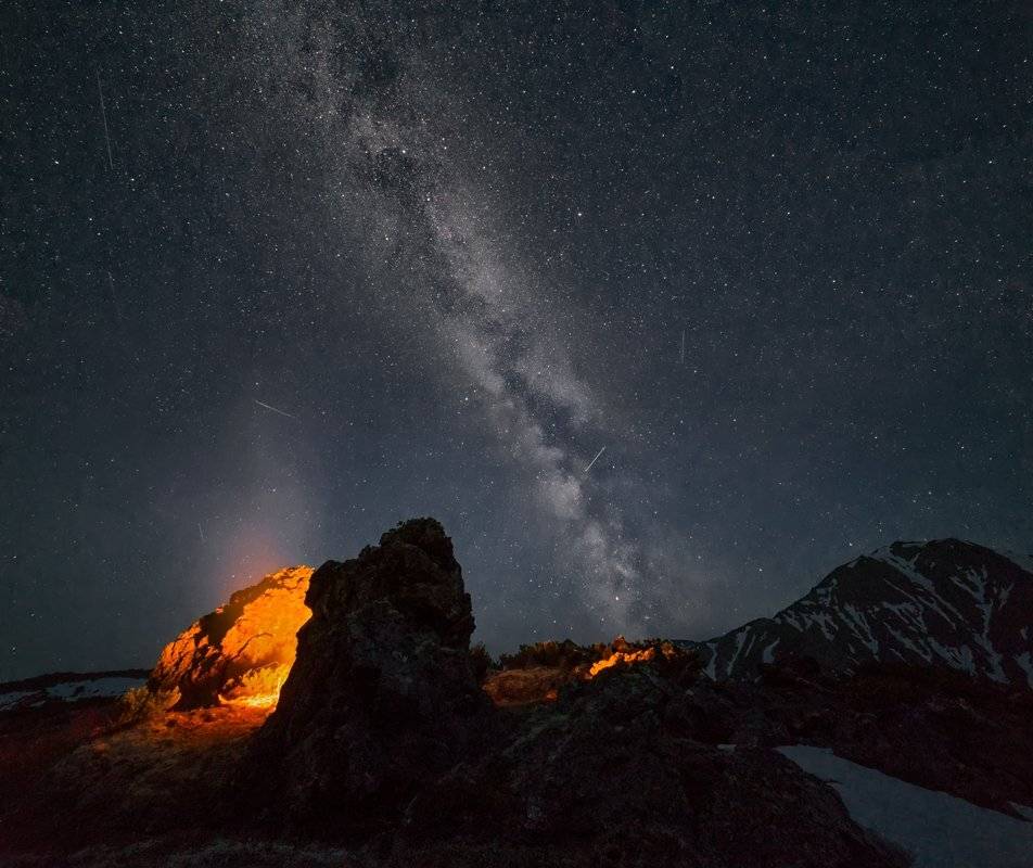 камчатка,вулкан,пейзаж, россия,ночь,звезды,млечныйпуть,персеиды,горы,путешествие,фототур, Elena Pakhalyuk