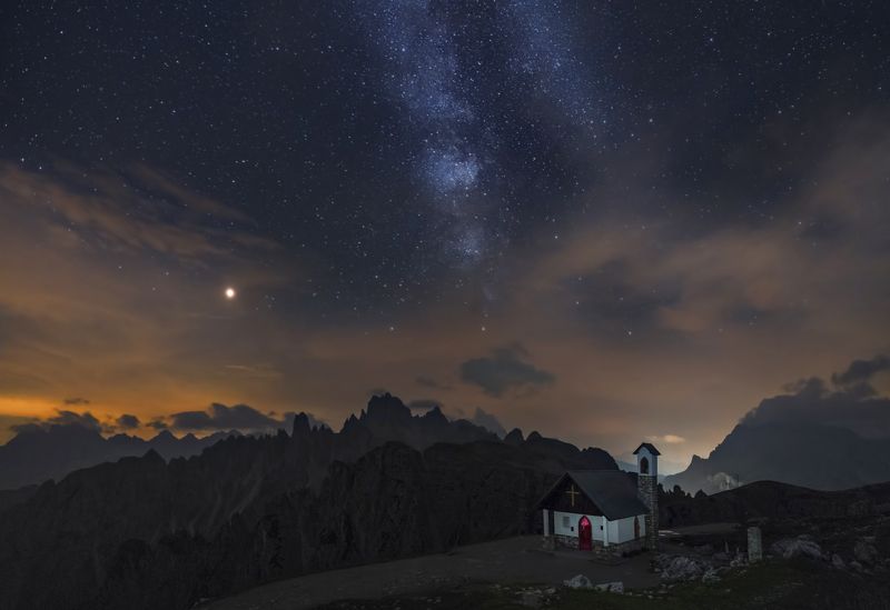 Near the god and the stars in the majestic Alps... фото превью