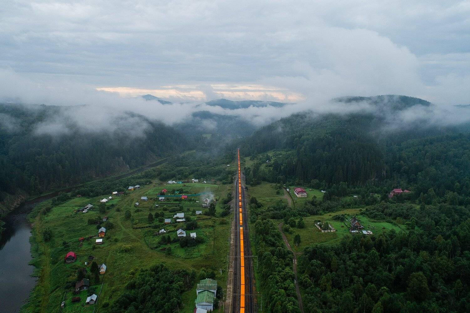 Айгир, Южный Урал, поезд, туман, горы, Владимир Кочкин