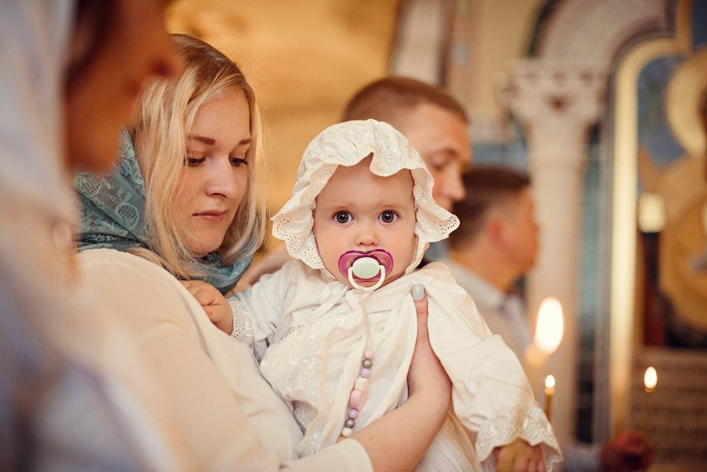 крещение, фотограф на крещение спб, таинство крещения, фотограф спб, таинство, дети, ребенок, малыш, девочка, таинство крещения, крещение ребенка, церковь, храм, крестины, Юлия Полуэктова