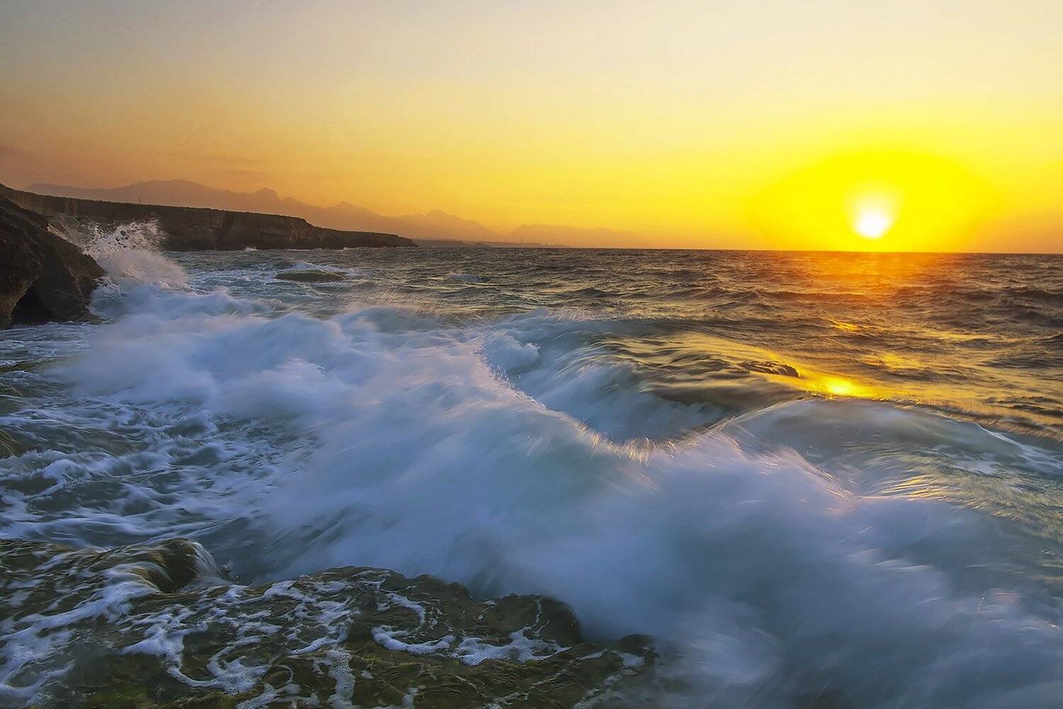 море, Виктор