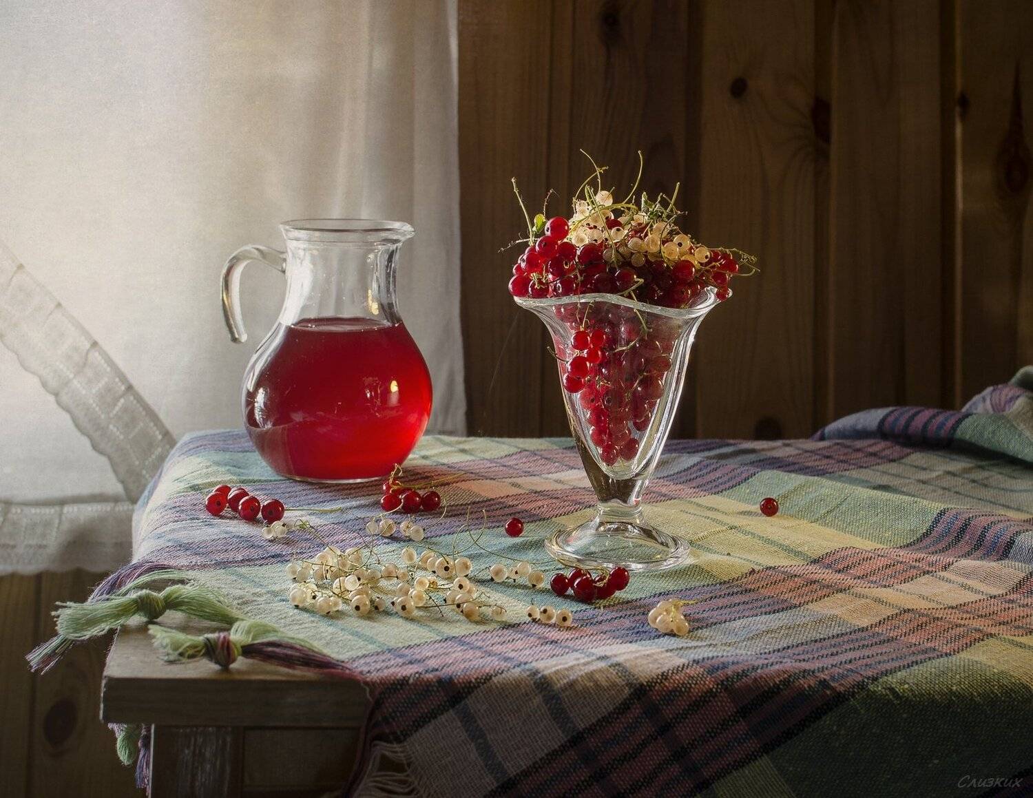 натюрморт, ягода, окно,свет,смородина,кувшин,морс, Инаида