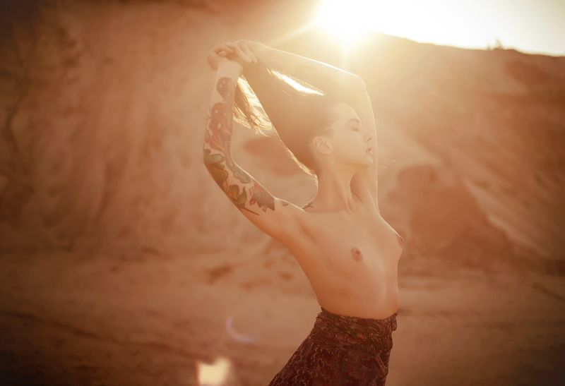 девушка, ню, эротика, закат Sunset фото превью