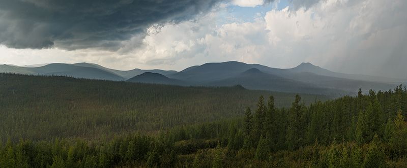 якутия, золотинка, град, гроза, тайга, перевал Грозовой перевал фото превью