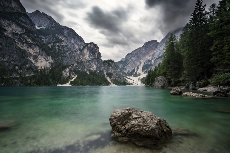 Braies lake... фото превью