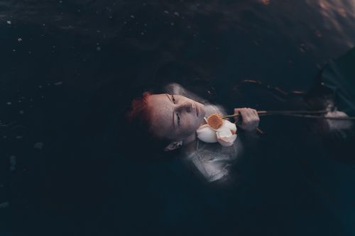 Темная вода