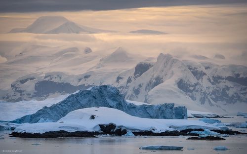 Пасмурный вечер в Проливе Жерлаш