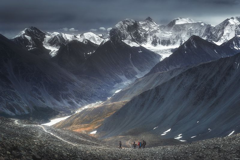 белуха На встречу горам фото превью