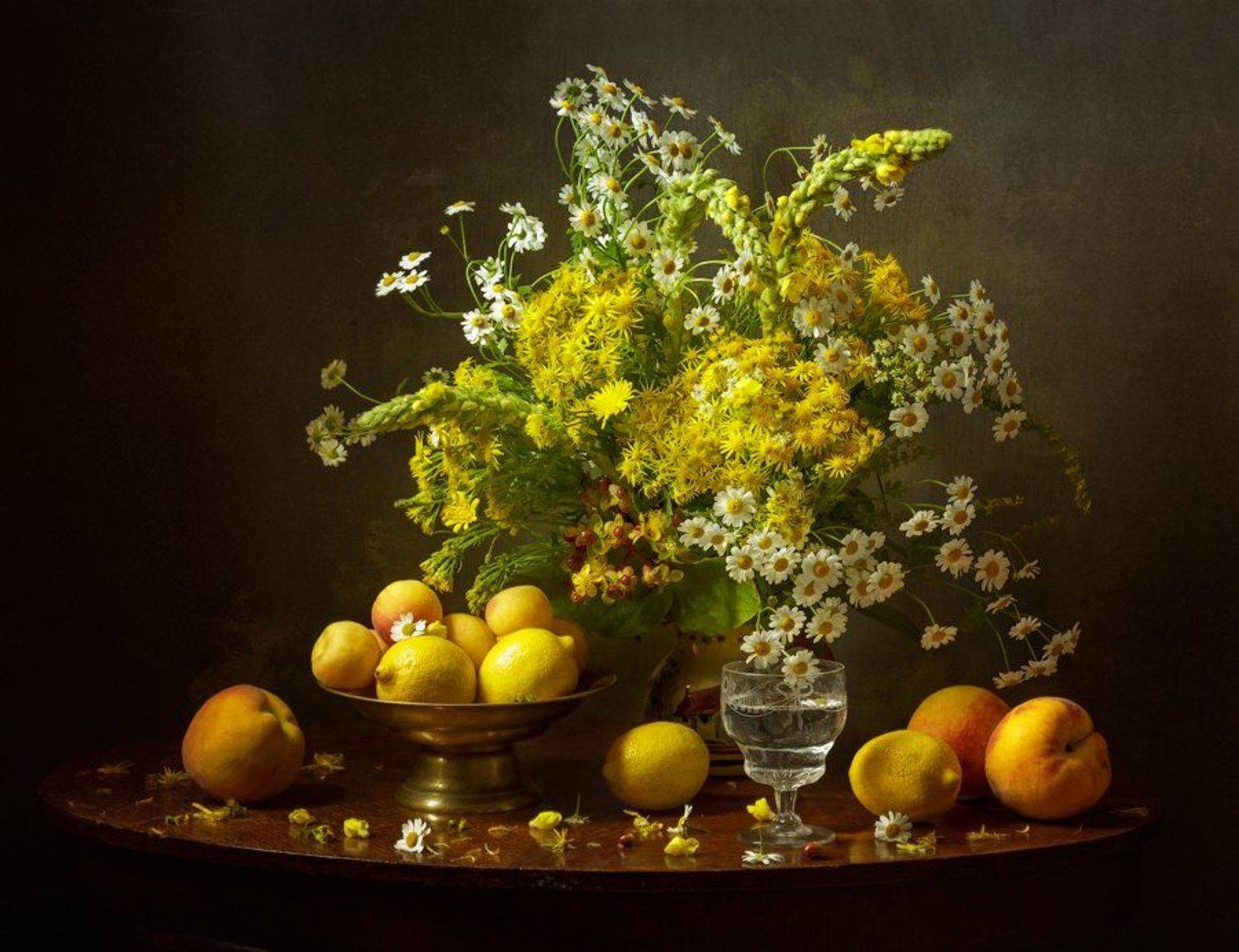 still-life flowers bouquet, натюрморт, цветы, букет, фрукты, Anyuta Gillespie