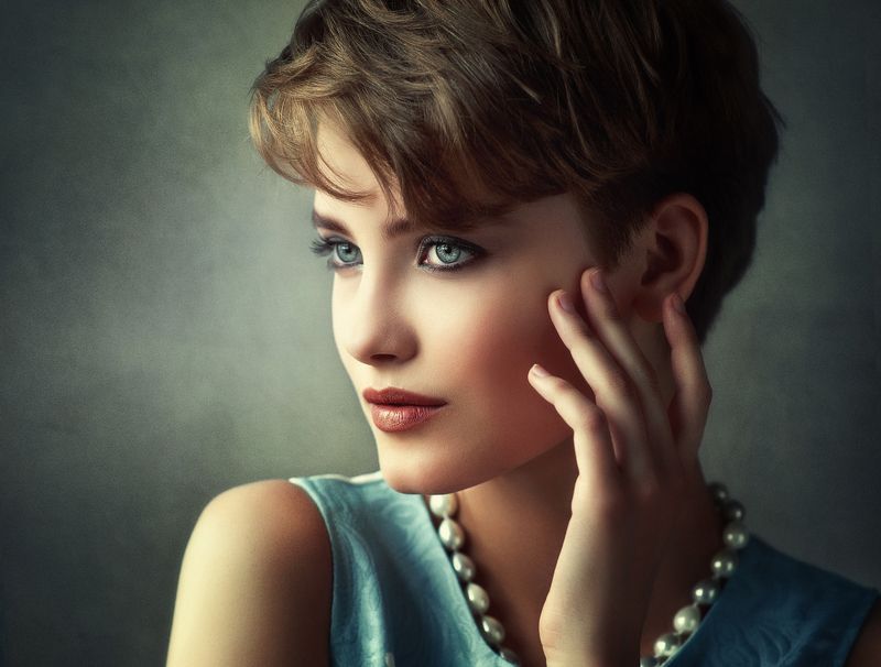 портрет Полина фото превью