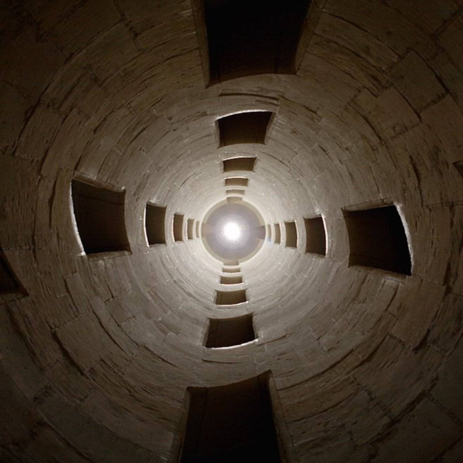 лестница, Константин