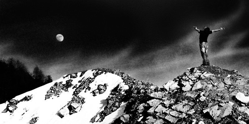 свобода, человек, луна, сопки FREEEDOM фото превью
