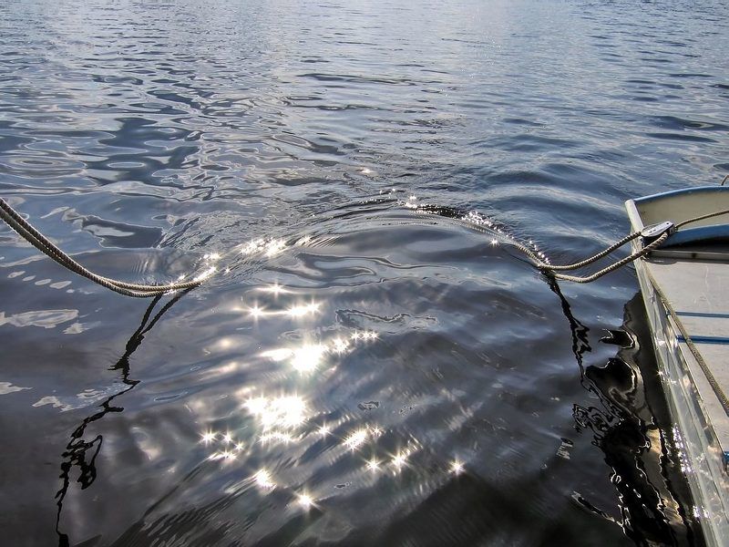 вода,солнце, искры Солнечная вода фото превью