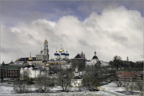 Под первым снегом ноября