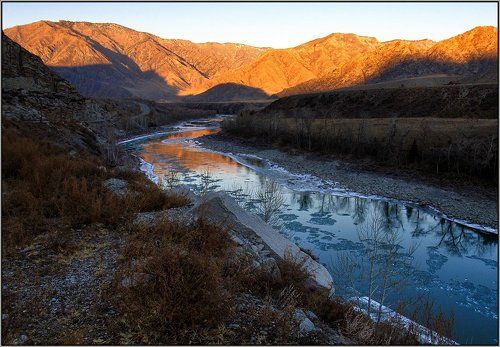 Ноябрьский вечер на Катуни