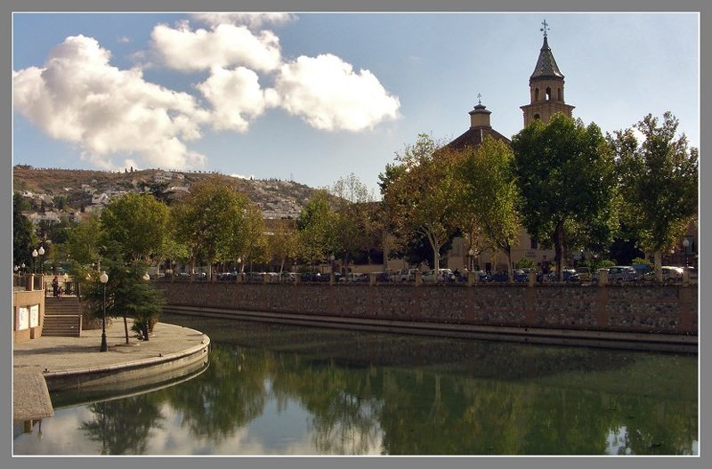 На улочках Гранады 3 фото превью