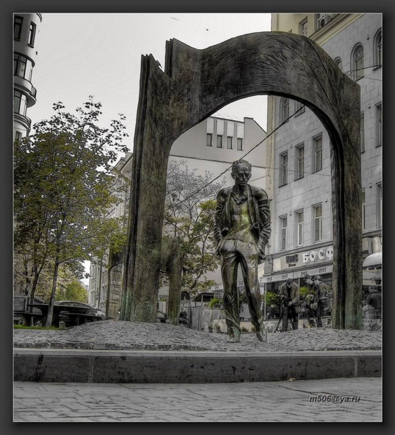 арбат, памятник, окуджава, москва, m506, Mike&copy;