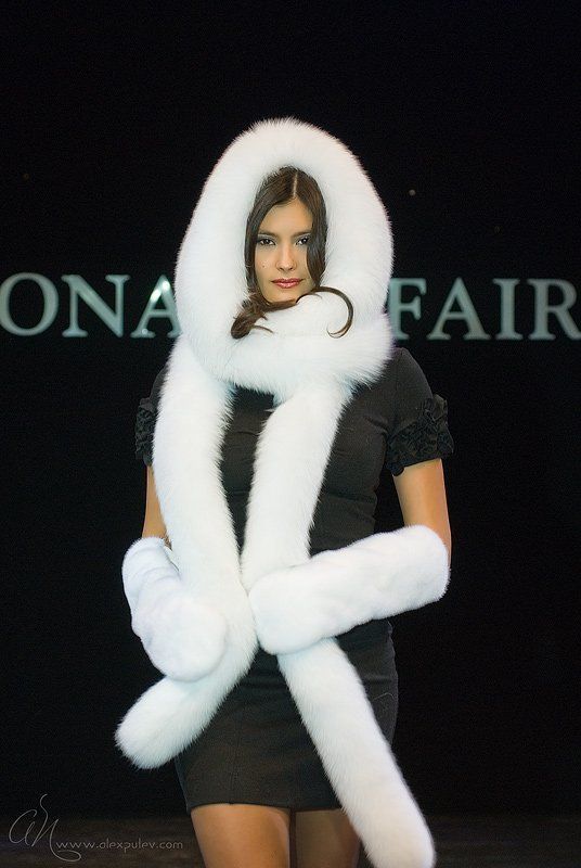 зима,мех,репортаж,millionaire fair moscow 2007 Зима пришла ... фото превью