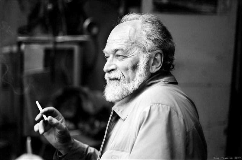 портрет Портрет доктора технических наук фото превью