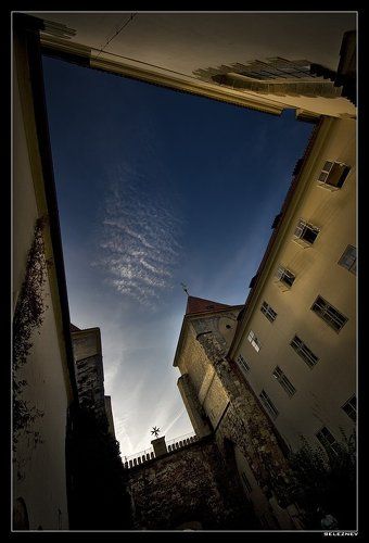 Prague #20 (колодец)