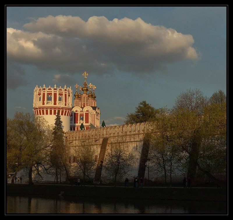 Новодевичий предзакатный фото превью