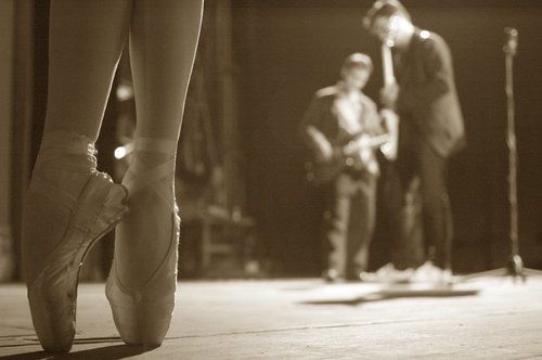 На переднем плане